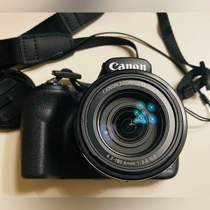Canon PowerShot SX520 HS Full HD 42x Optical Zoom Camera Great Condition